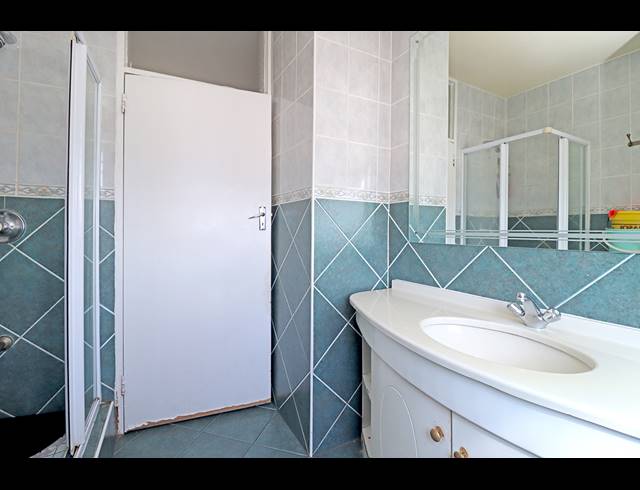 2.5 BEDROOM APARTMENT FOR SALE IN BEDFORD GARDENS